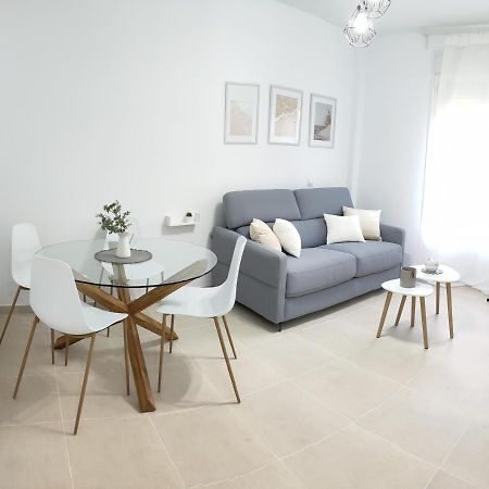 Relax Chiclana-Aparcamiento Privado-Tv Cable-Wifiplus-Aire Acond-Incluido Chiclana de la Frontera Eksteriør bilde