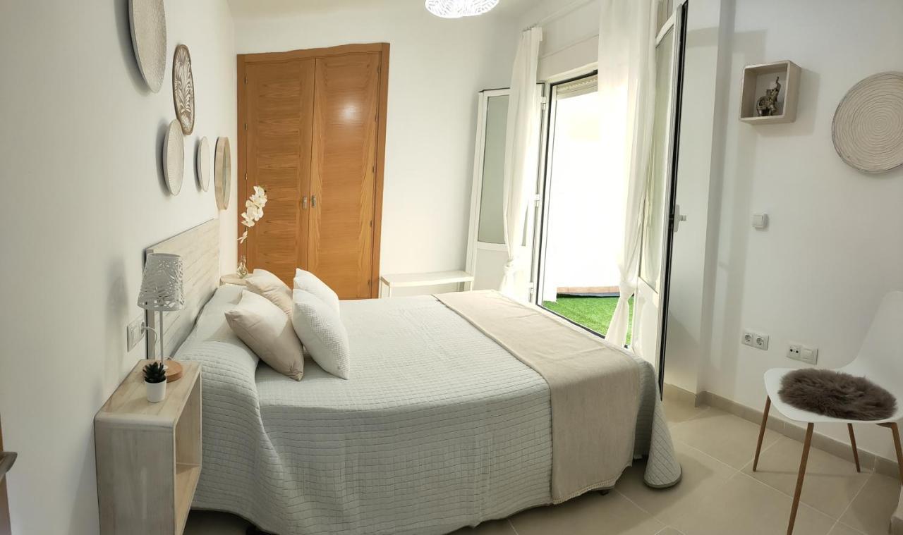 Relax Chiclana-Aparcamiento Privado-Tv Cable-Wifiplus-Aire Acond-Incluido Chiclana de la Frontera Eksteriør bilde